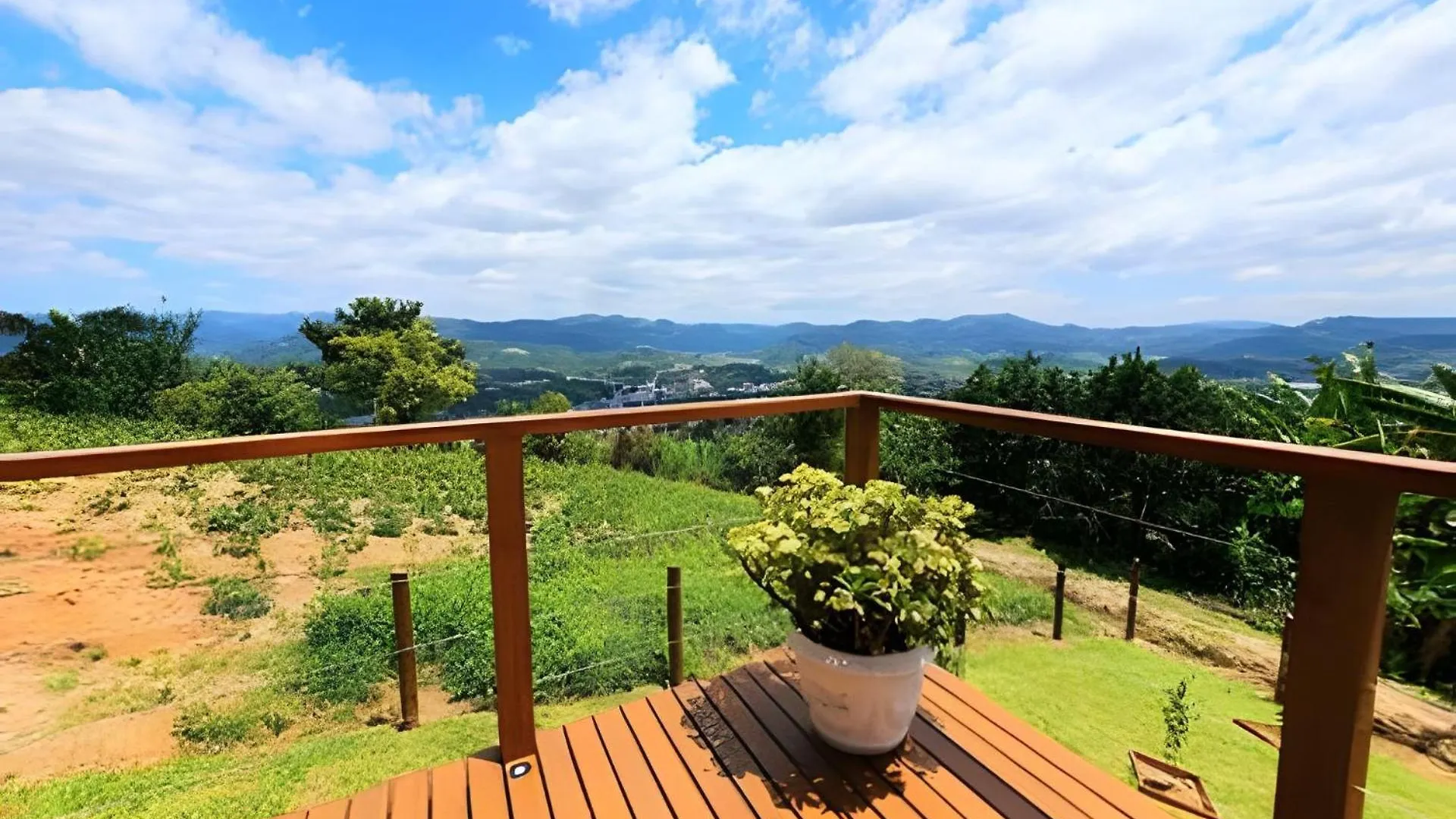 アパート Recanto Por Do Sol Com Banheira E Lareira サント・アマロ・ダ・インペラトリス